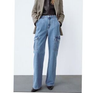 Zara Women's High Waisted Blue Cargo Jeans
